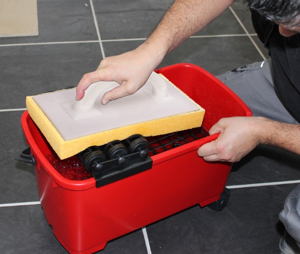 TALOCHA PLASTICO CON ESPONJA HIDRO PLUS PRO